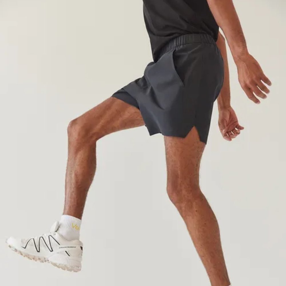 Outdoor Voices Men's High Stride 5" Short with Pockets Black Small NWT - Picture 8 of 14